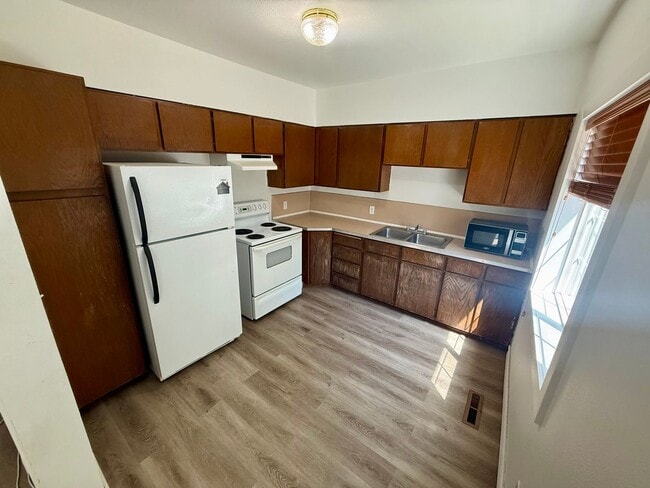 Photo - 1 Bedroom 1 Bathroom Clarkston - NEW RENOV... Unidad #A
