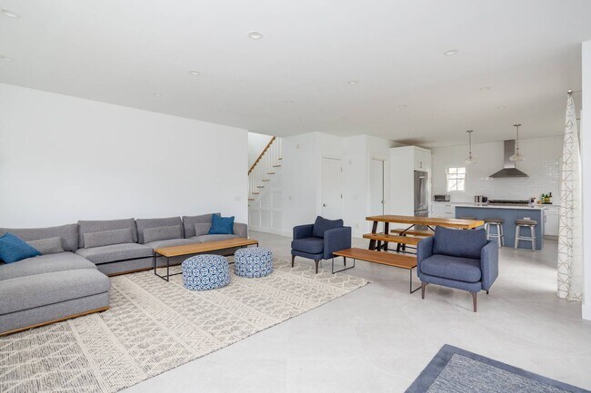 Photo - 30 Beach Plum Rd