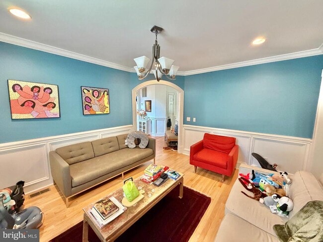 Photo - 7538 Morningside Dr NW