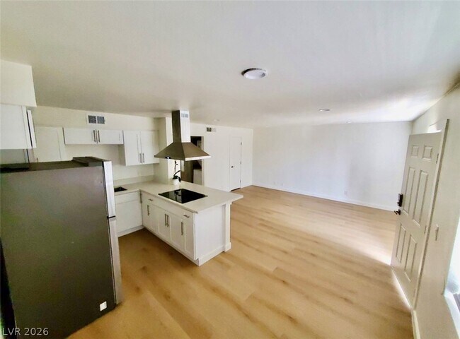 Photo - 2121 Oceanus Ln