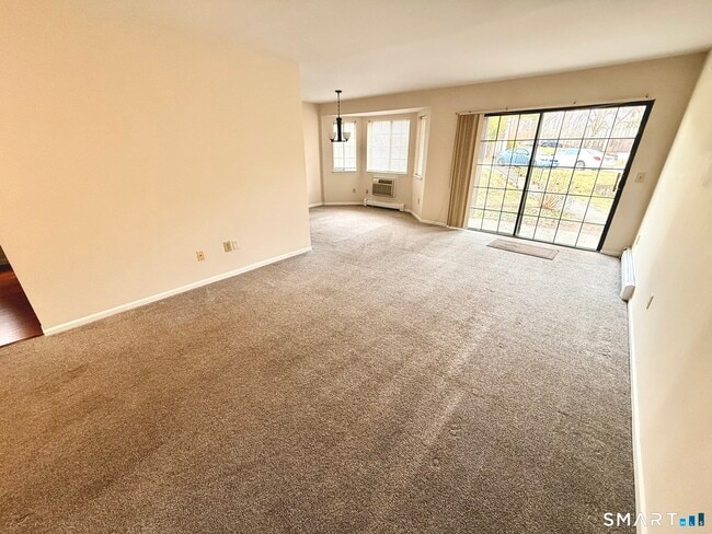 Photo - 3 Falmouth Ct Unit 3