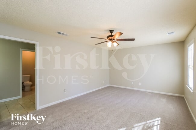 Photo - 130 Whisperwood Ln