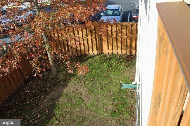 Photo - 22167 Napier Terrace