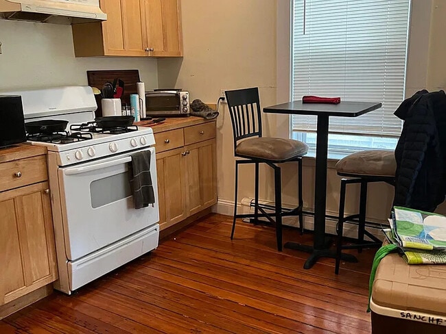 Photo - 58 Pleasant St Unit 1