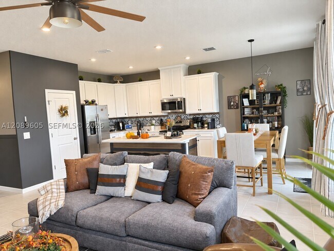 Photo - 12555 SW Forli Wy