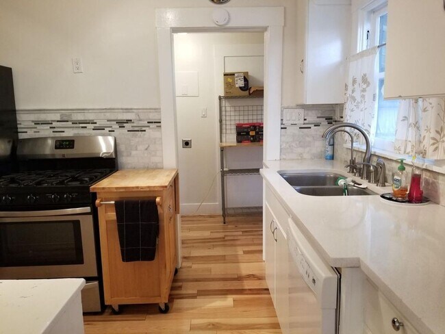 Photo - 528 N Encina St Unit 530A