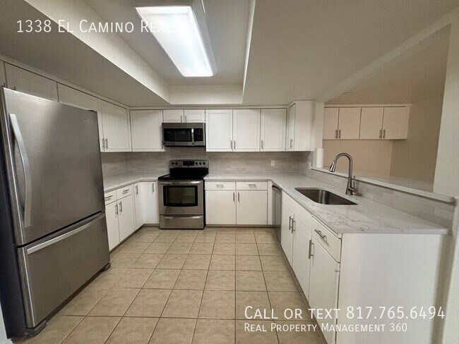 Photo - 1338 El Camino Real