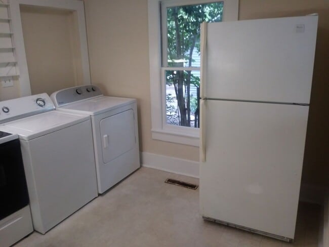 Photo - Chapel Hill / 5BR House on Cottage Ln AVAI...