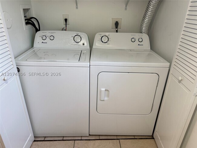 Photo - 9454 Palm Cir S Unit 9454