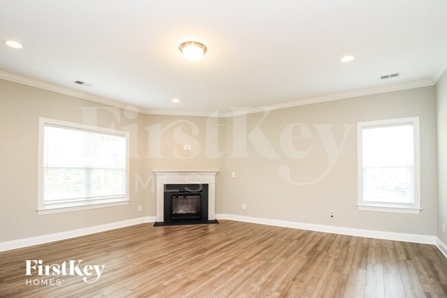 Photo - 196 Sand Hill Dr