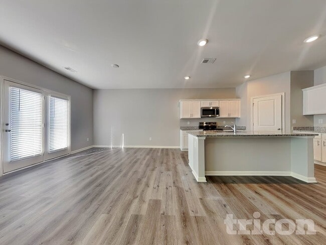 Photo - 300 San Vito Wy