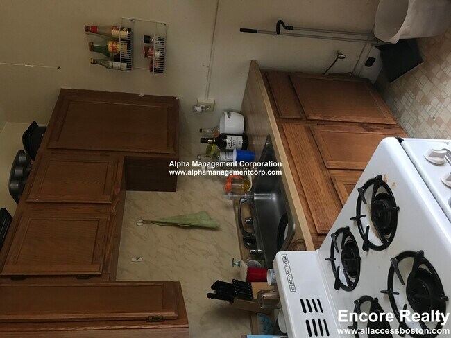 Photo - 349 Pleasant St Unidad A1-9