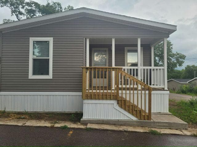 Photo - 257 Bunting Ln