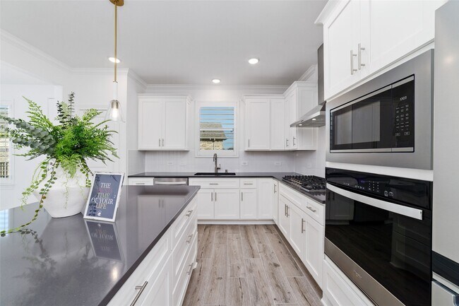 Photo - 14435 Gdn Grv Ct