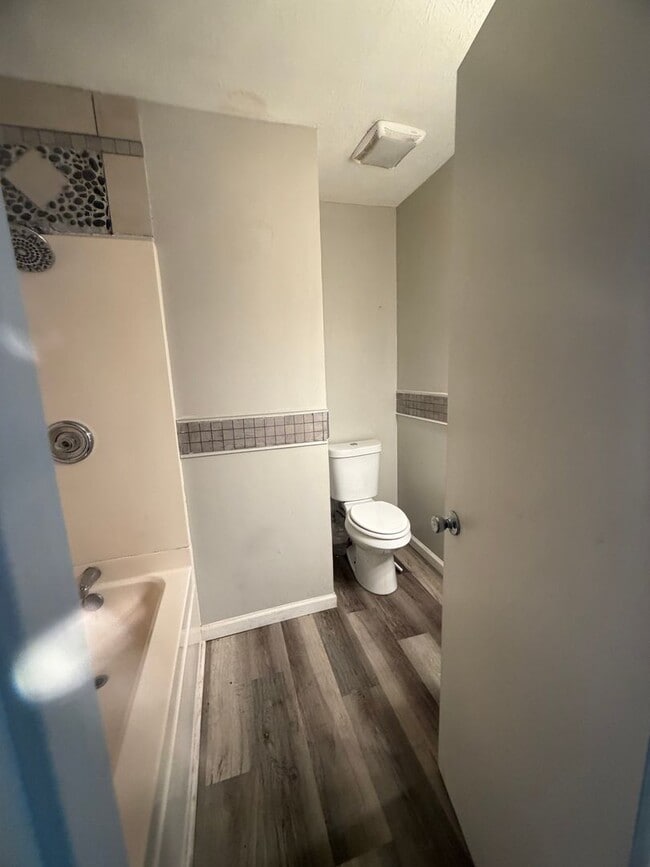 Photo - Alcoa City services and Schools 3 bedroom  home. call Debra Johnson 865-591-8281