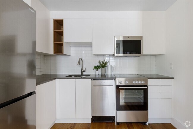 Building Photo - 192 Appleton St Unit 1 Rental