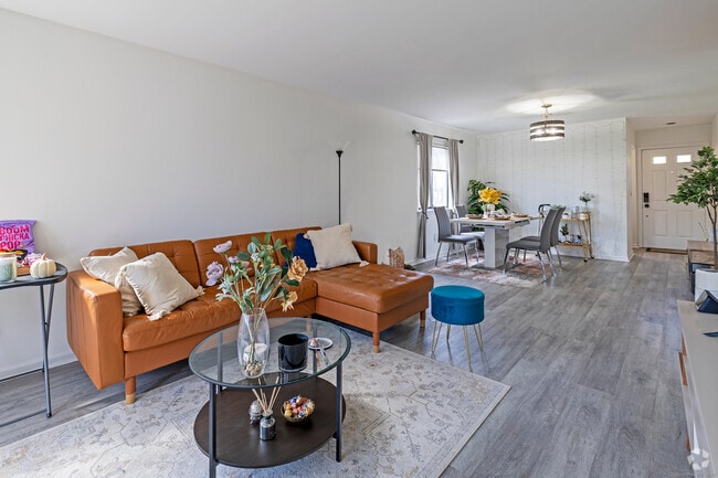 Building Photo - 39 Lance Cir Unit 39 Rental