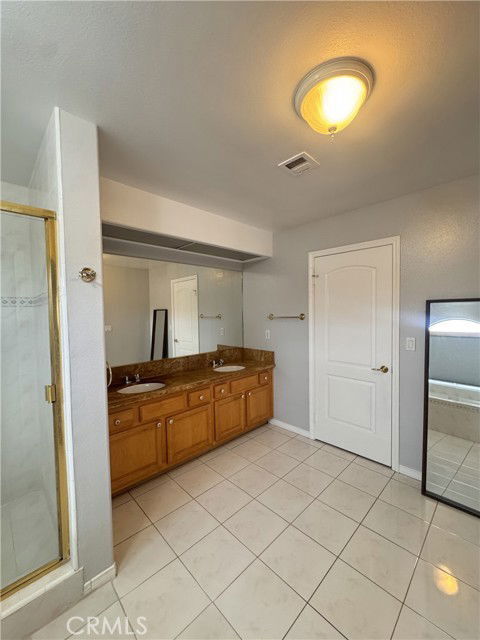 Building Photo - 4489 Spencer St