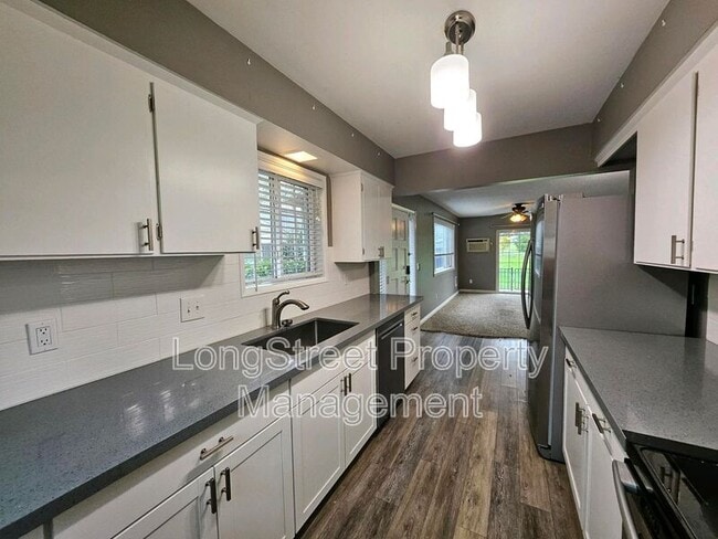 Photo - 1814 NE 19th St