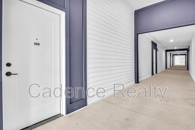 Photo - 610 S Kerr Ave Unit 308