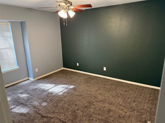 Building Photo - 2615 Cypress Ln Rental