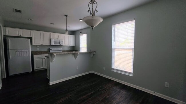 Photo - Charming Single Family Home