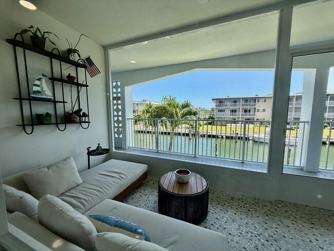 Photo - 110 Shore Ct Unit 209