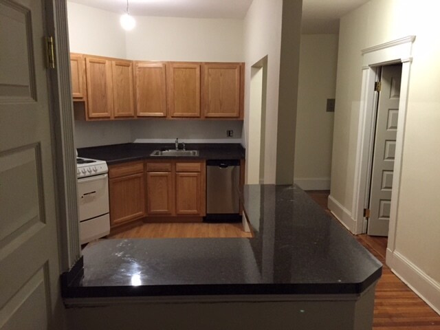 311 Tappan St Unit 7