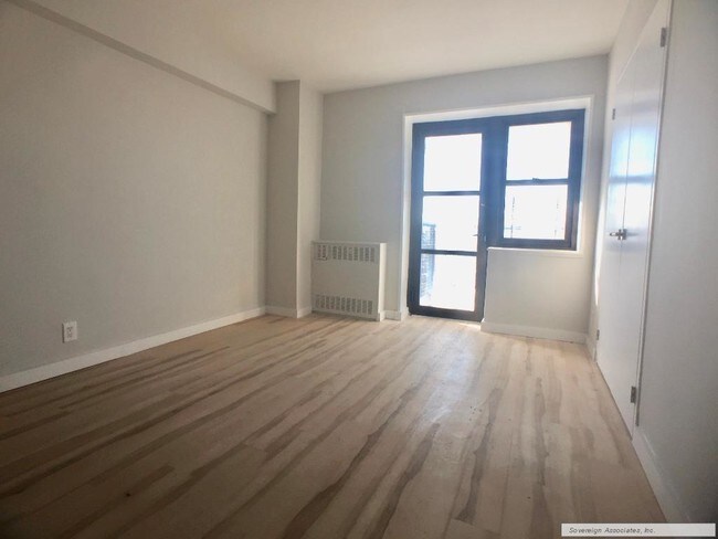 28S - Master Bedroom