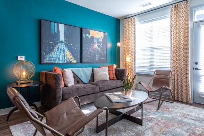 2BR, 2BA - 1,027 SF