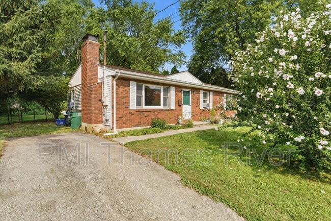 Photo - 33 Lodus Ct