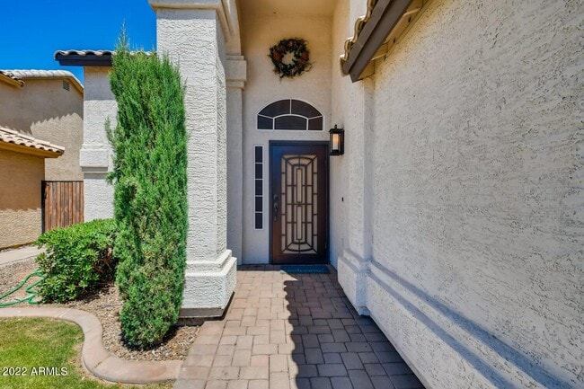 Photo - 689 S Dodge St