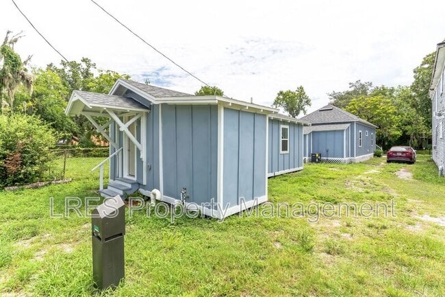 Photo - 710 Cypress Ave