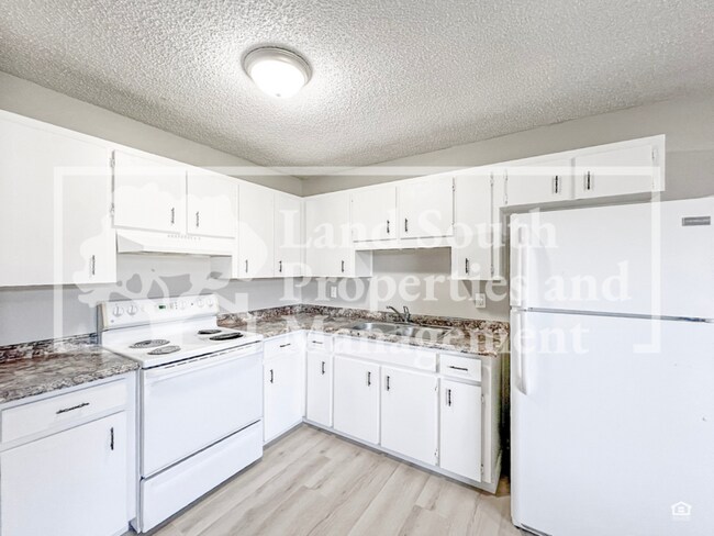 Photo - 1338 Payne St