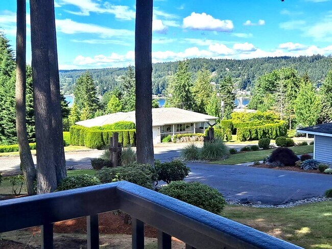 Photo - 2-Bedroom Condo Near Downtown Gig Harbor w...
