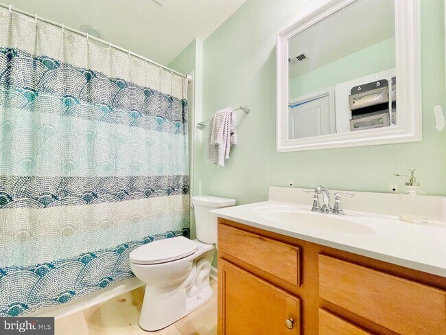 Photo - 127 Streamview Dr
