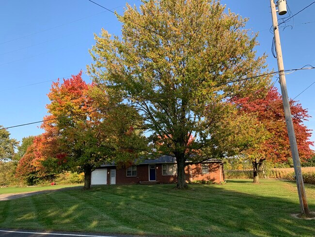 Photo - 12090 Marlboro Ave NE