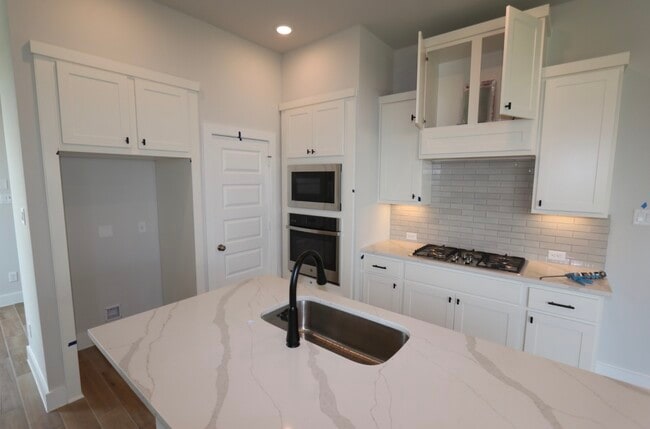 Photo - 2423 Shallot Ln