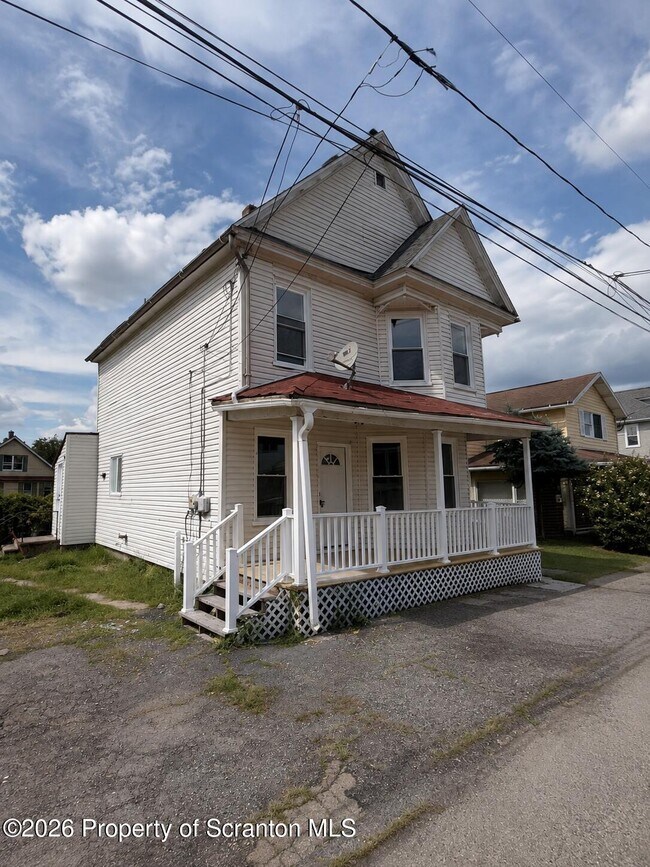 Photo - 1931 Bristol Ct