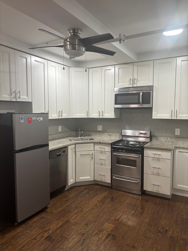 Building Photo - 83 Westland Ave