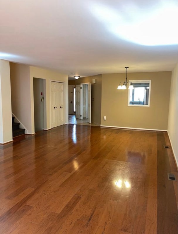 Photo - 19 Hanover Ct