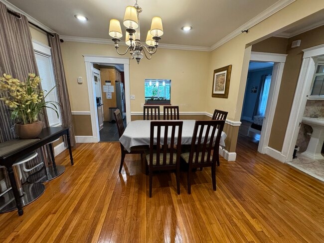 Dining room - 203 Riverview Ave