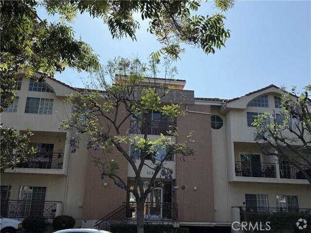 Building Photo - 1131 Campbell St Rental