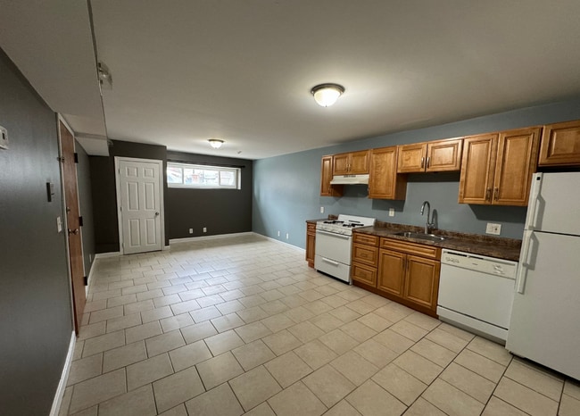 Photo - 28 Decatur St