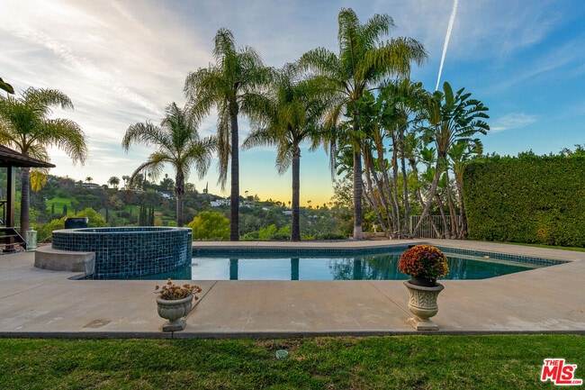 Photo - 3761 Sheridge Dr