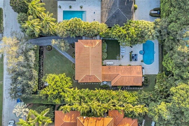 Photo - 607 Melaleuca Ln