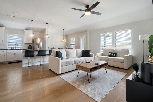 Photo - 2316 Wisterwood Ln