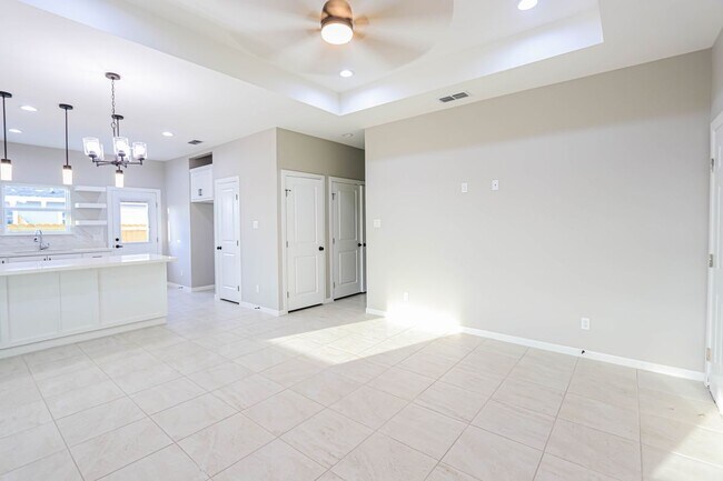 Photo - 918 N Blair Ave