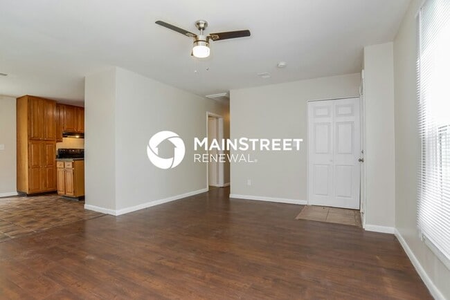 3 Bedroom Pet-Friendly Home in BELTON, MO with Main Street Renewal