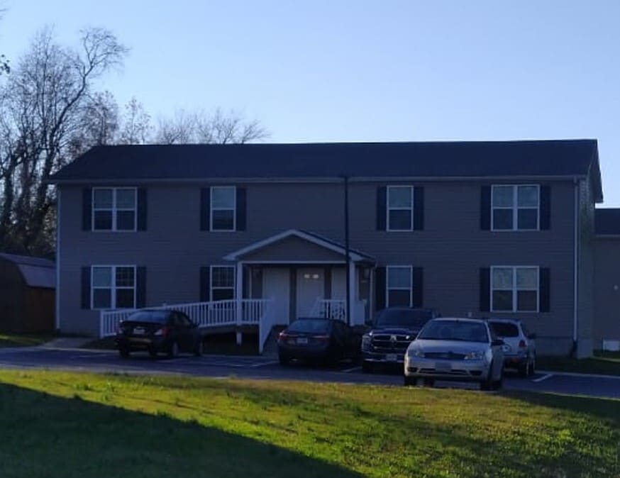 Photo - 174 Walnut St Unit 1